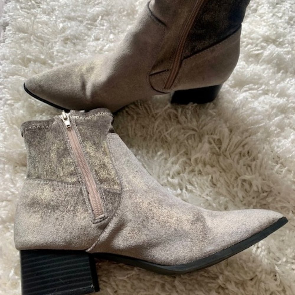 Coconut by Matisse Silver Ankle Booties